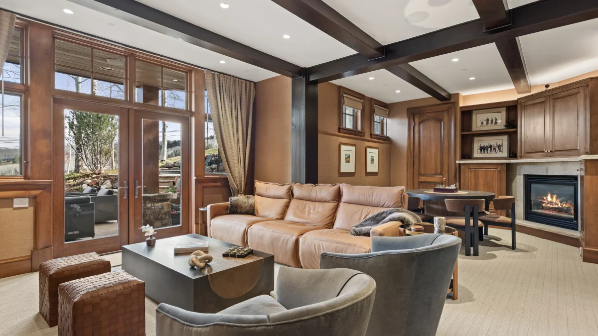 Two Creeks Home