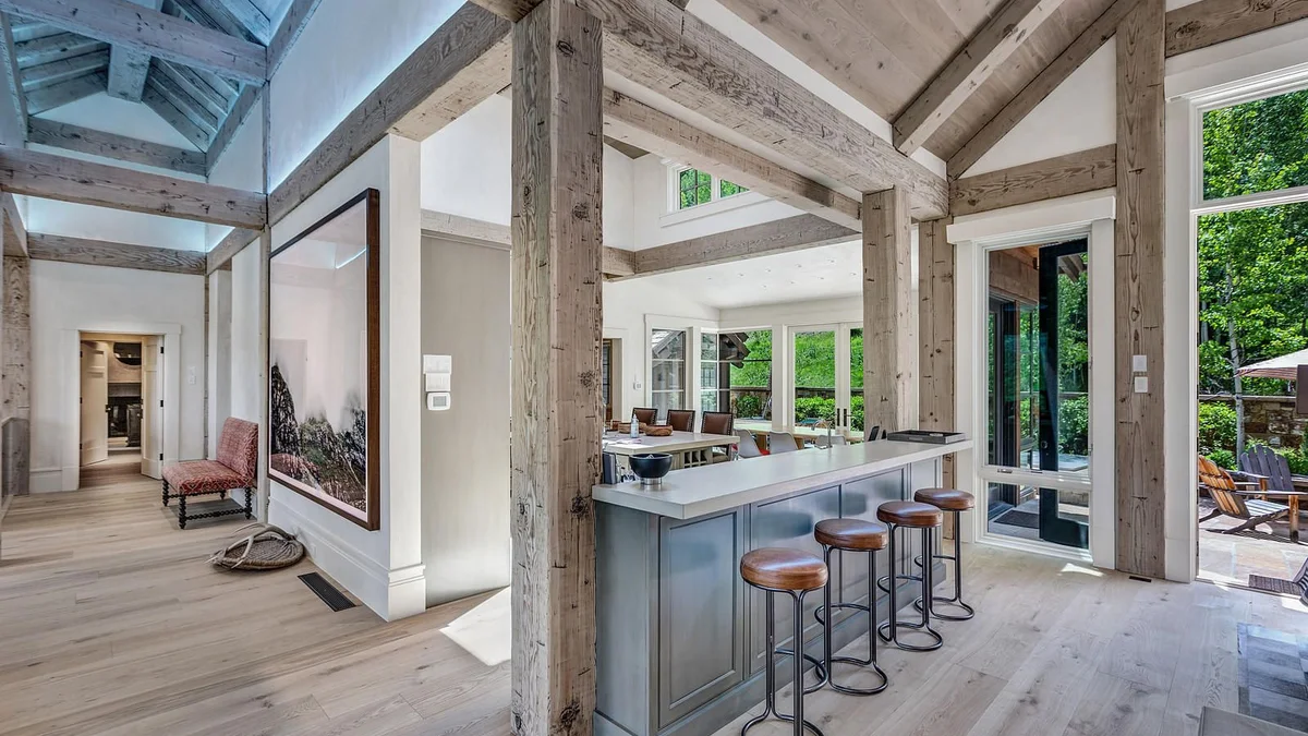 Kitchen Counter