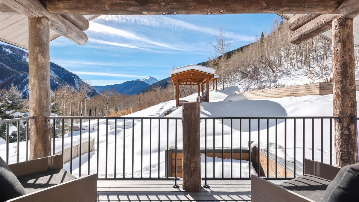 MT. Hayden Lodge