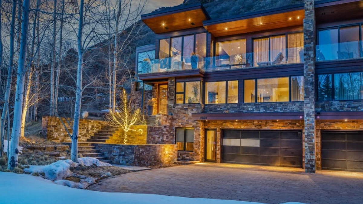 Bear Paw Lodge