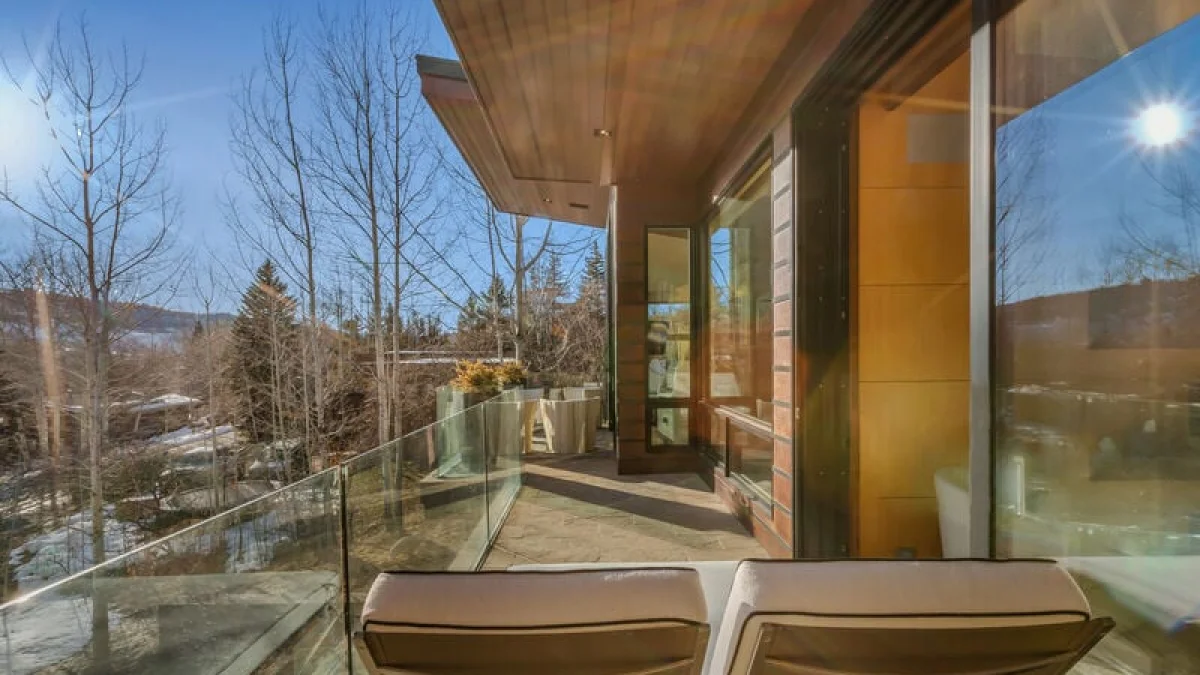 Bear Paw Lodge