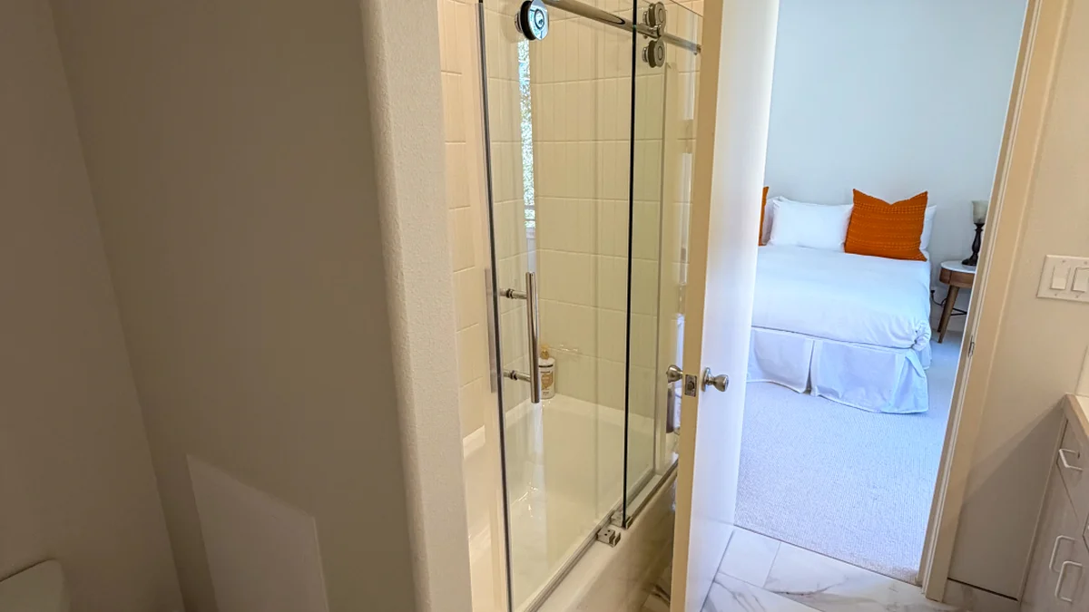 Bedroom 2 Bath