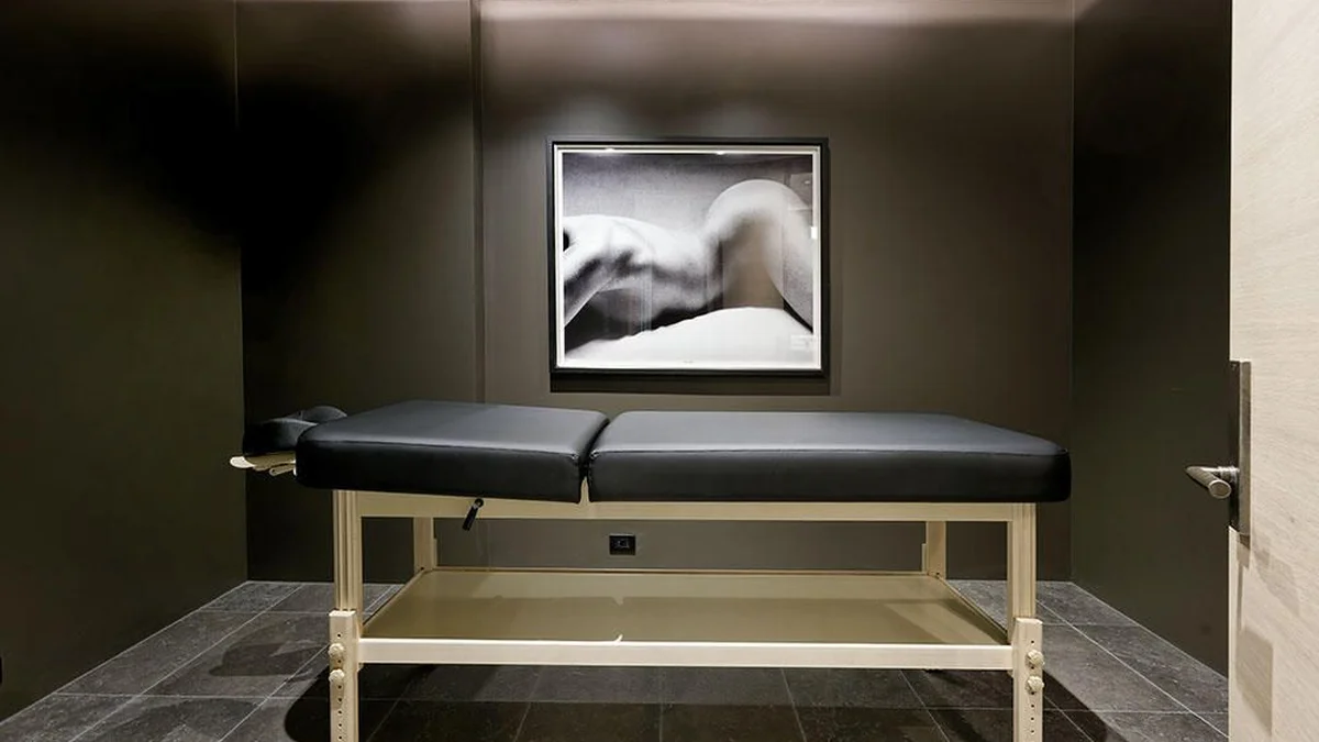 Massage Table