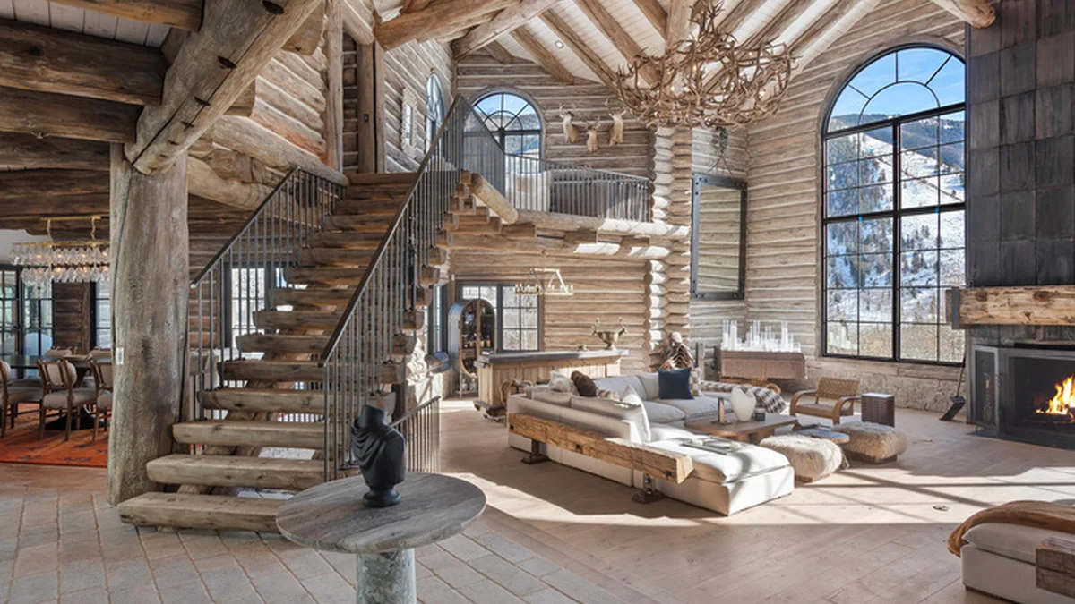 MT. Hayden Lodge