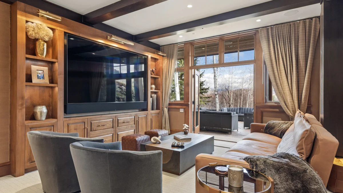 Two Creeks Home