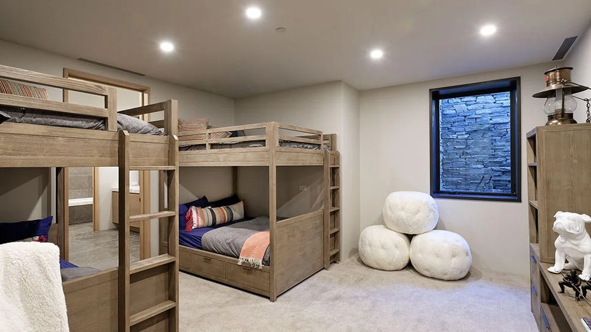 Bunk Room