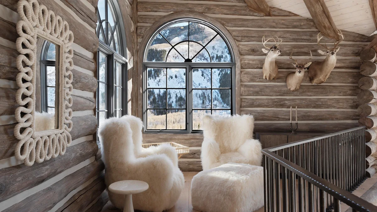 MT. Hayden Lodge