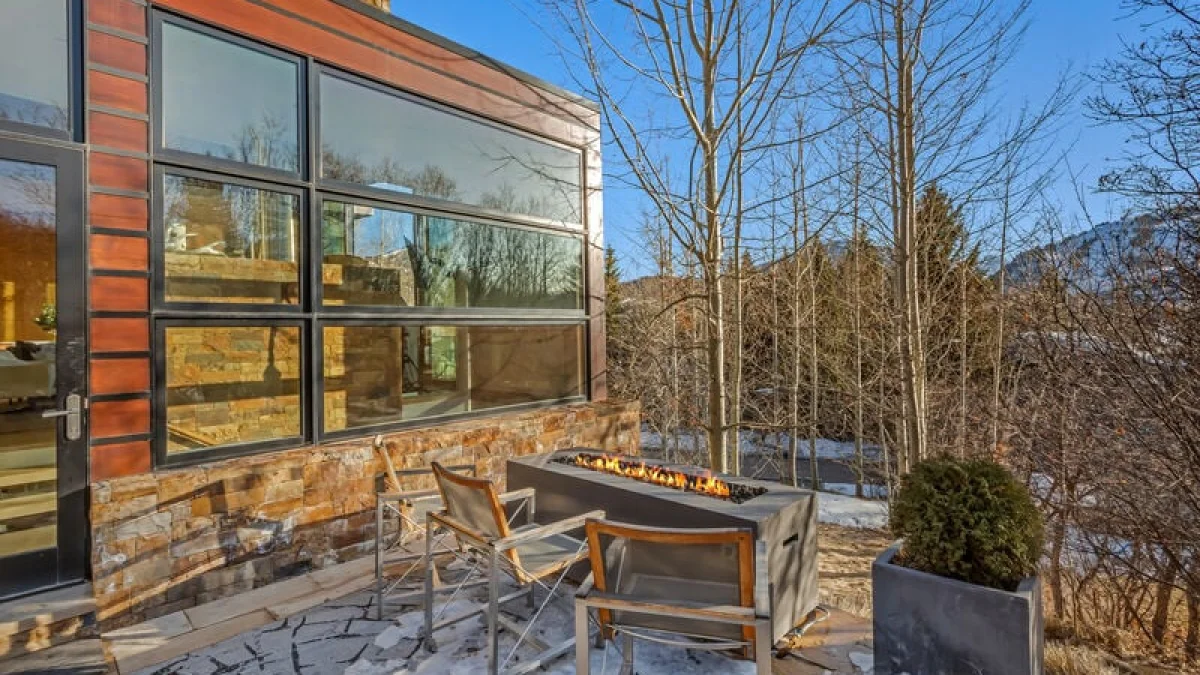 Bear Paw Lodge