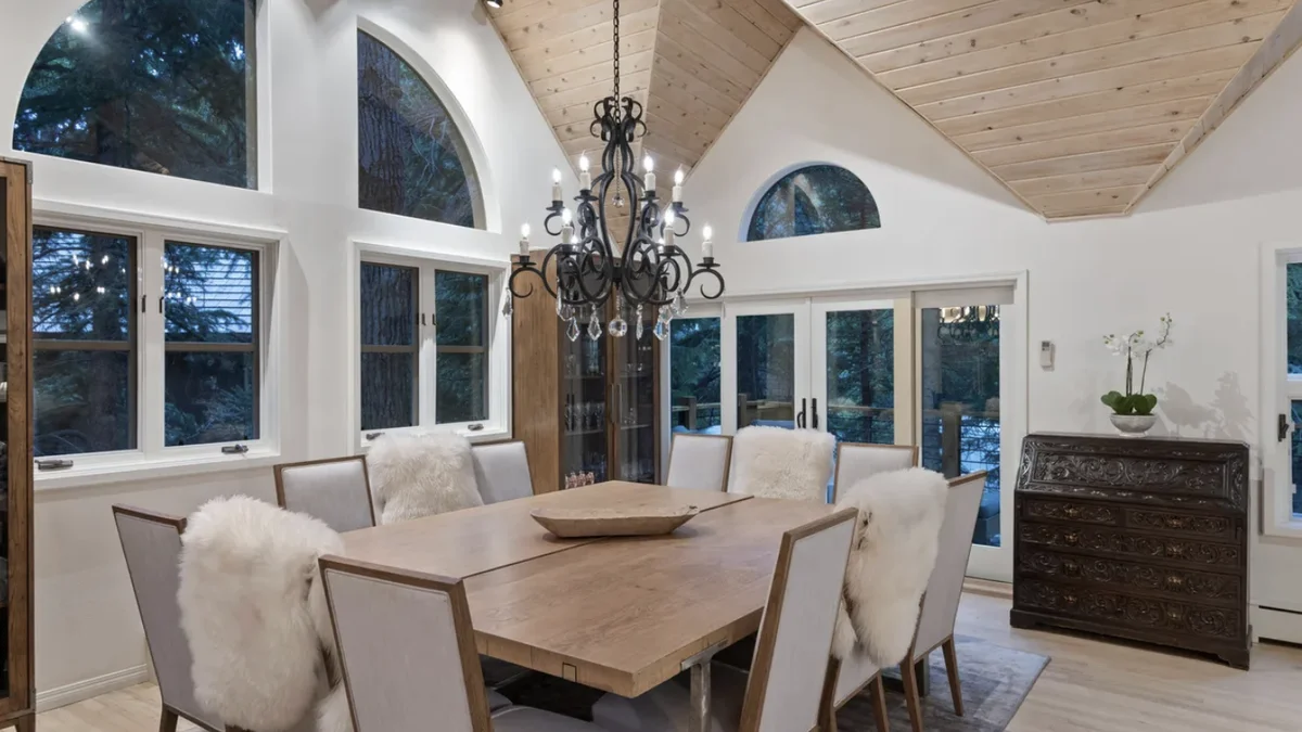 Mountain Contemporary