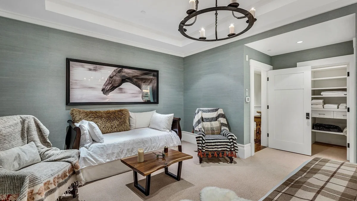 Guest Suite 1