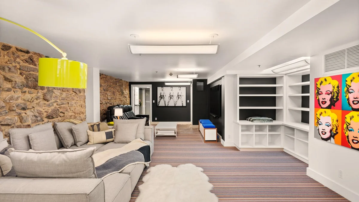 Kobey Penthouse