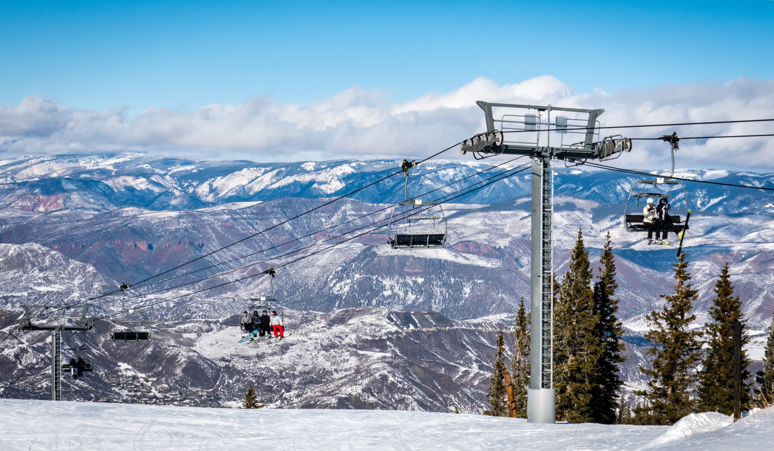 Chairlift above the ski slopes in Aspen