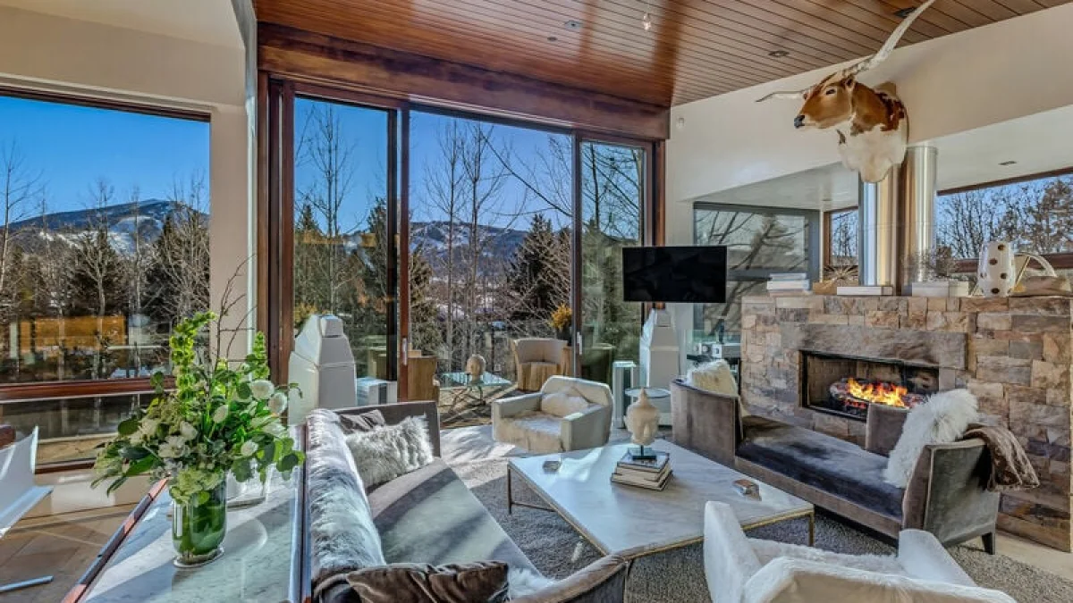 Bear Paw Lodge