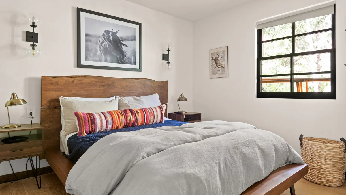 1465 Red Butte