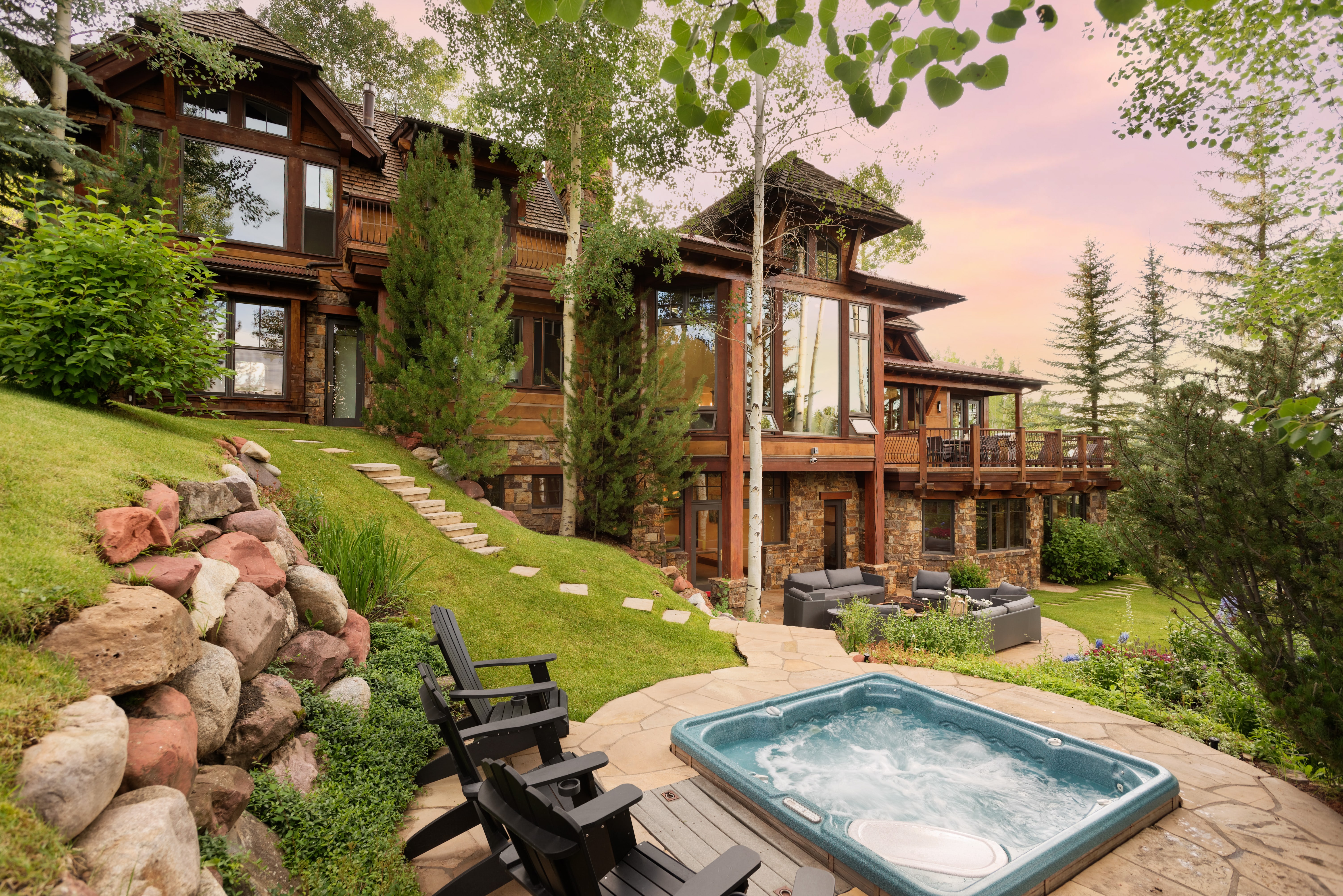 Two Creeks Home